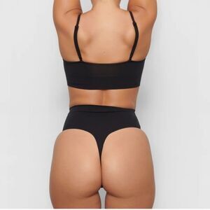 Skims Seamless Sculpt Mid Waist Thong NWT/NWOT ALL new